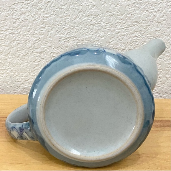 Vintage Asian Blue Floral Porcelain Teapot - Picture 13 of 13